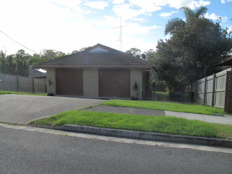 2/17 Caroline Avenue, Southport, QLD 4215