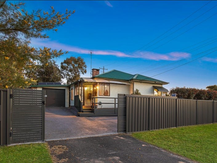 43 Melba Road, Woy Woy, NSW 2256