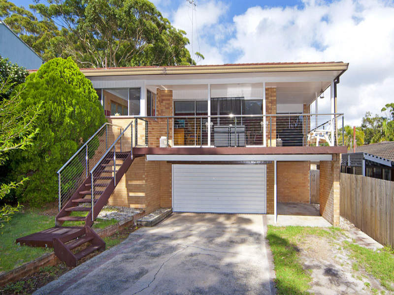 45 Reserve Drive, Bateau Bay, NSW 2261