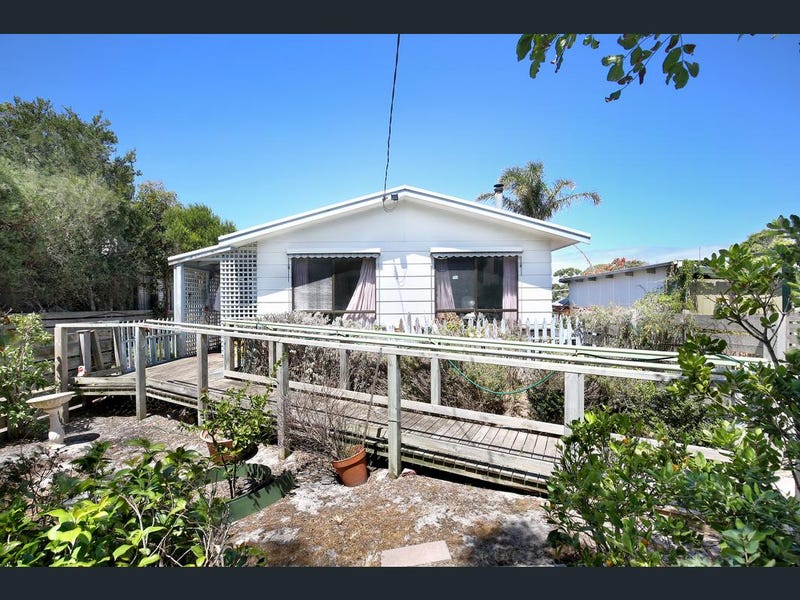 25 Anglers Road, Cape Paterson, Vic 3995