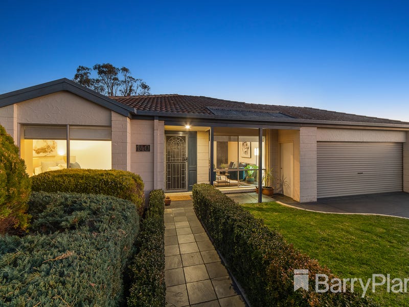 140 Maxwell Street, Mornington, Vic 3931 Property Details