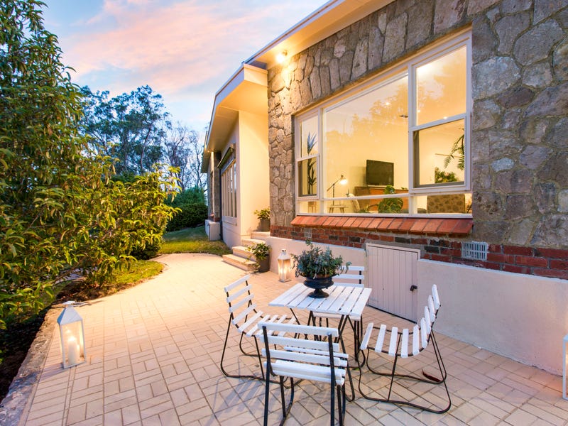 121 Piccadilly Road, Crafers, SA 5152 Property Details