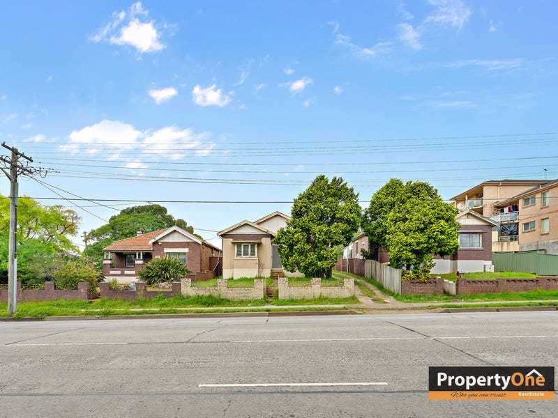 856 and 858 and 860 Canterbury Road, Roselands, NSW 2196 House for