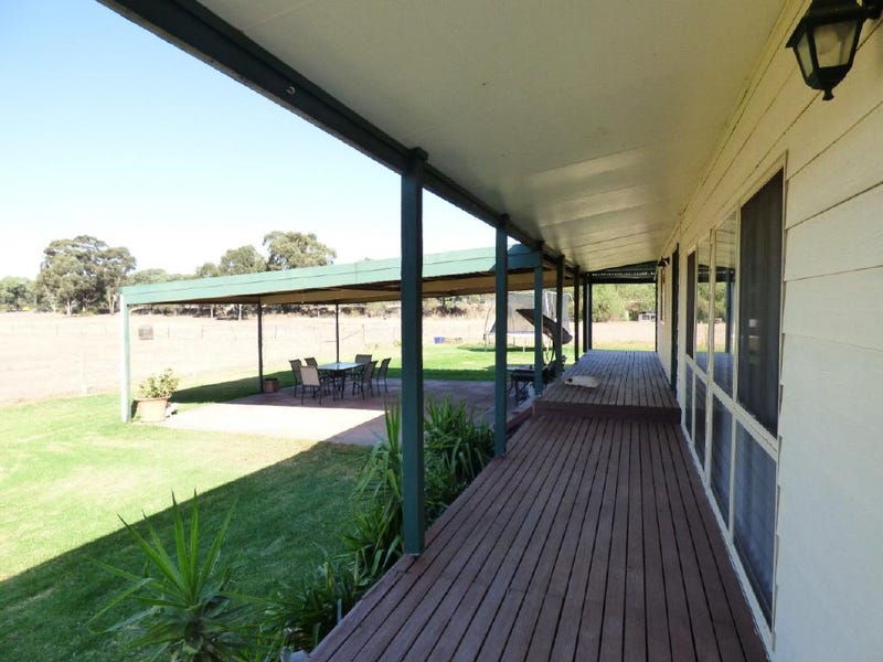 12 Hibernia Street, Stockinbingal, NSW 2725 Property Details