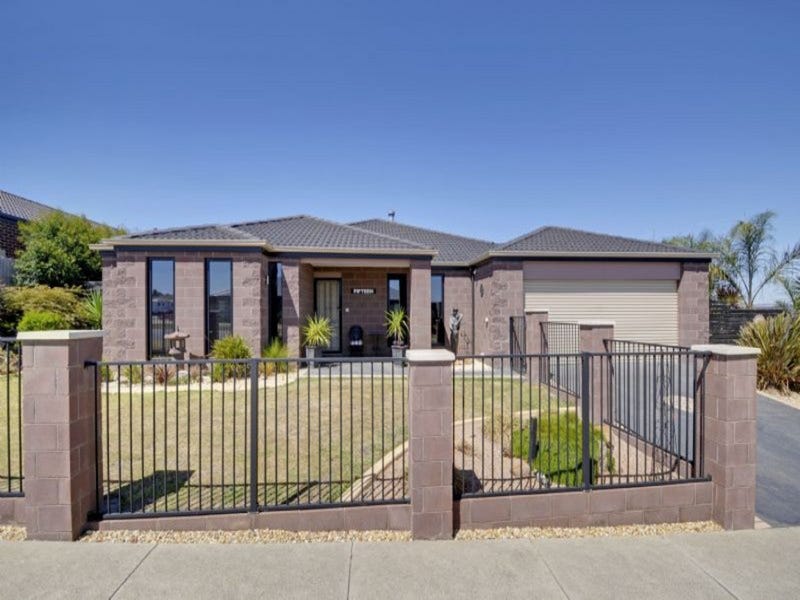 15 Ashley Avenue, Morwell, VIC 3840