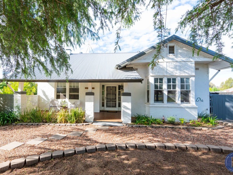 223 Albury Street, Harden, NSW 2587 Property Details