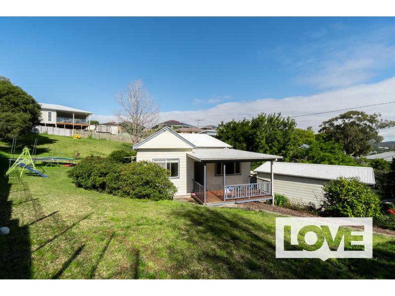 76 Thompson Road, Speers Point, NSW 2284