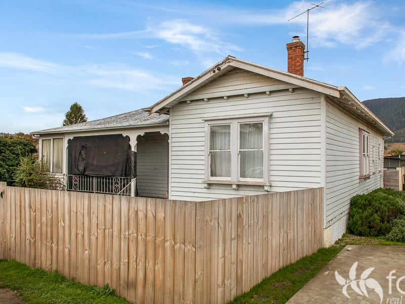 1/90 Main Road, Huonville, Tas 7109 Property Details