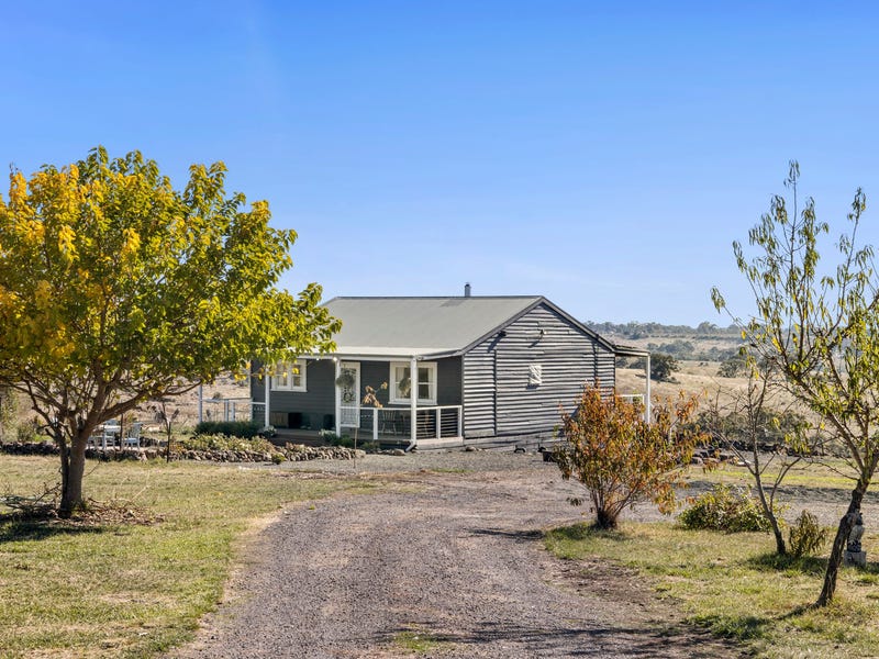 2106 Heathcote Redesdale Road, Redesdale, Vic 3444 House for Sale