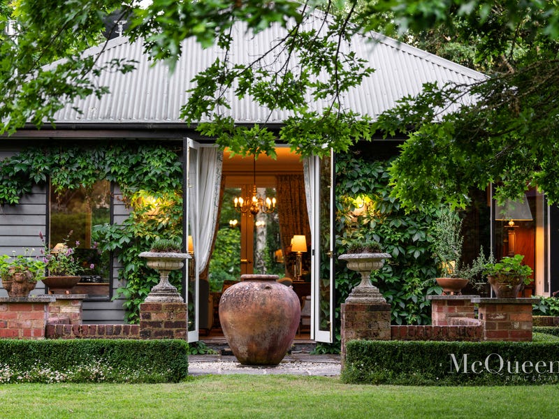 3 Mulcahys Road, Trentham, Vic 3458 Property Details