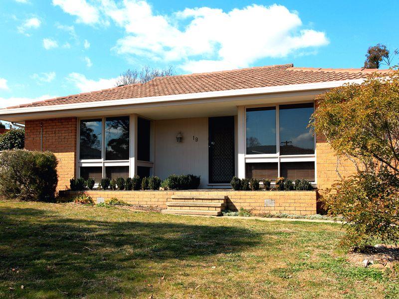 19 Gallagher Street, Kambah, ACT 2902