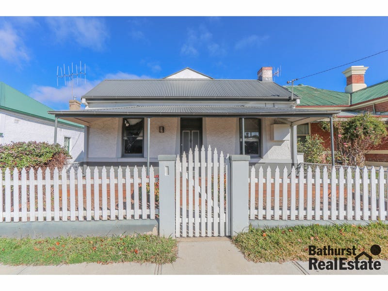 96 Piper Street, Bathurst, NSW 2795 Property Details