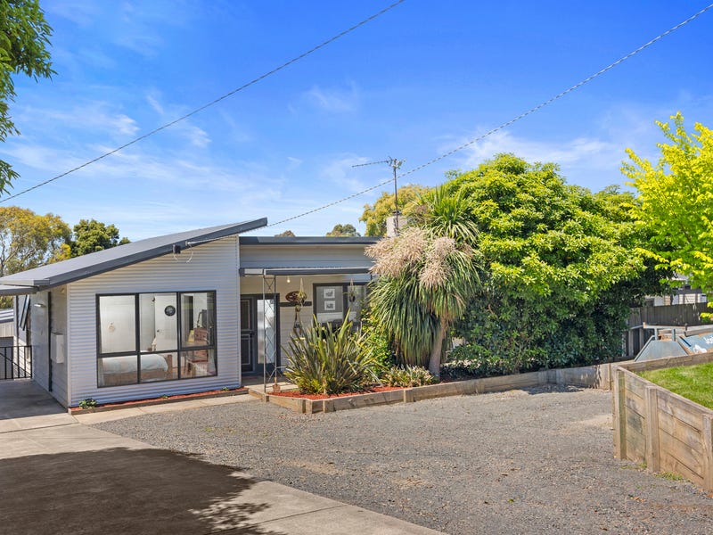 65 Horn St, Leongatha, Vic 3953 House for Sale