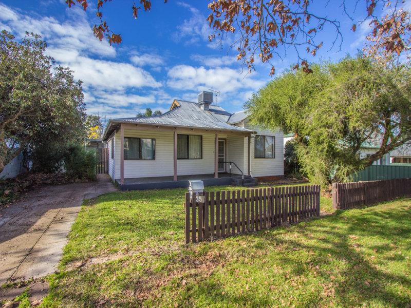 35 Arthur Street, Narrandera, NSW 2700 Property Details