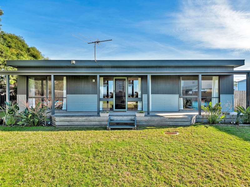 30C Bluff Road, St Leonards, Vic 3223 House for Sale