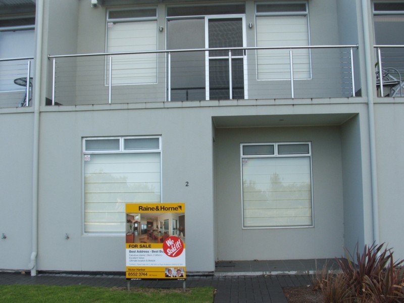 2/35 Esplanade, Victor Harbor, SA 5211