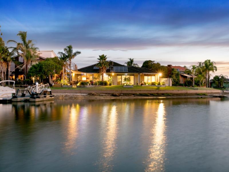 7 Ibis Court, Patterson Lakes, VIC 3197