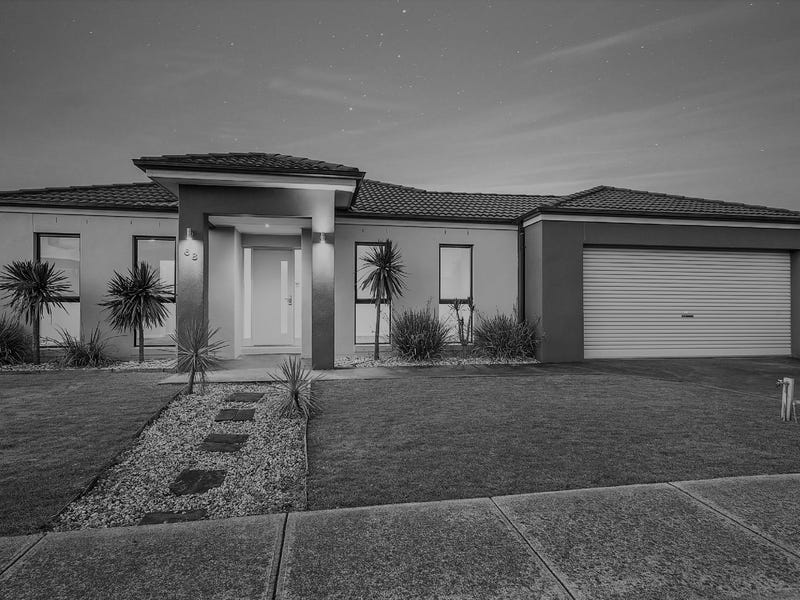 68 Brookland Greens Boulevard, Cranbourne, Vic 3977 Property Details