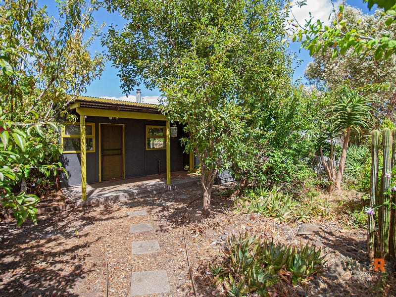 Unit 2/505 Great Alpine Rd, Sarsfield, Vic 3875 Property Details
