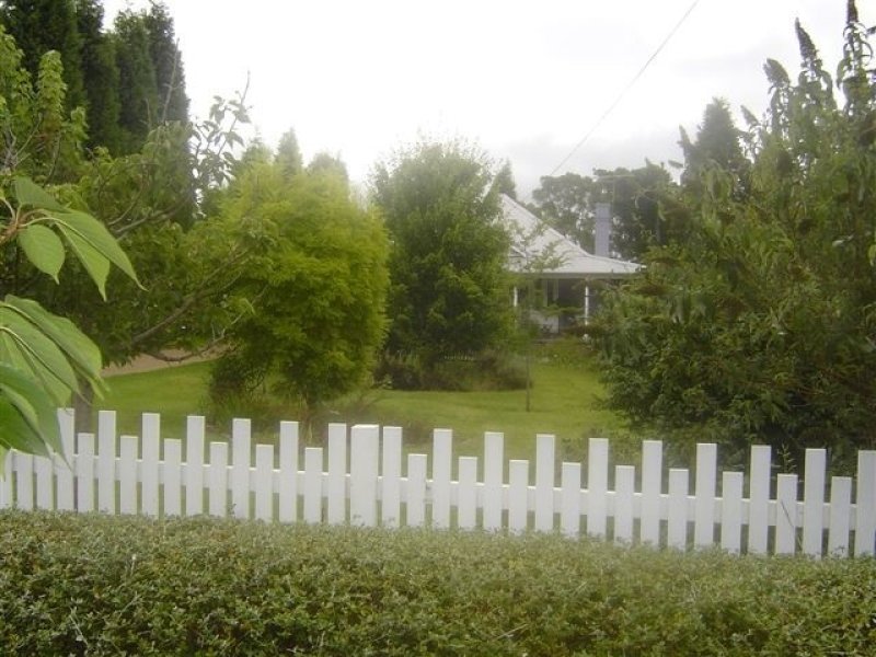 27 Gordon Road, Bowral, NSW 2576 Property Details