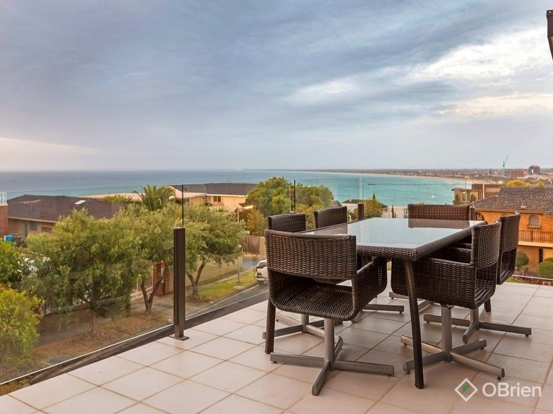 35 Menzies Close, Frankston South, VIC 3199