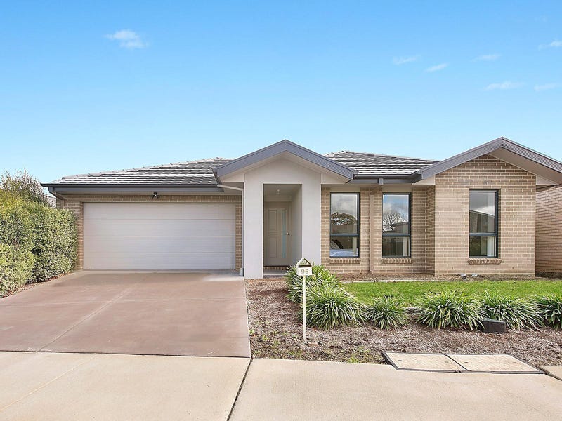 95 Zakharov Avenue, Forde, ACT 2914 Property Details