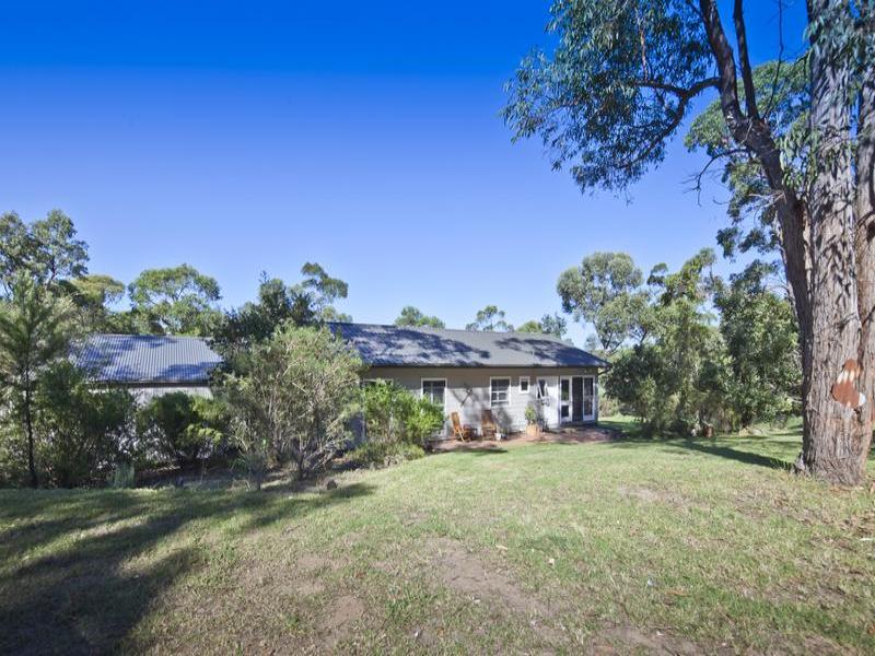 299 Paterson Road, Yellow Rock, NSW 2777