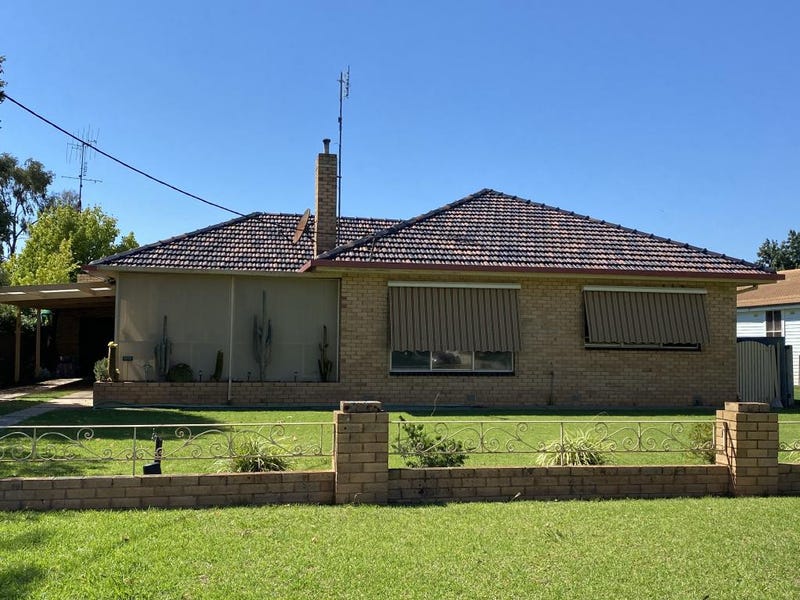 74 Tocumwal Street, Finley, NSW 2713 Property Details