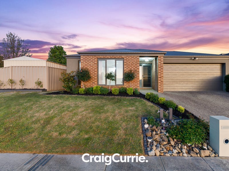 25 Harrison Way, Pakenham, Vic 3810 Property Details