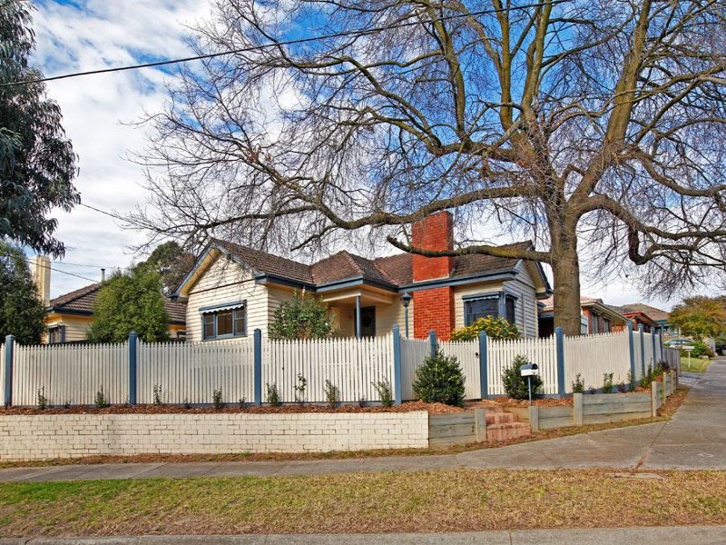 34 Lindsay Avenue, Nunawading, Vic 3131 Property Details