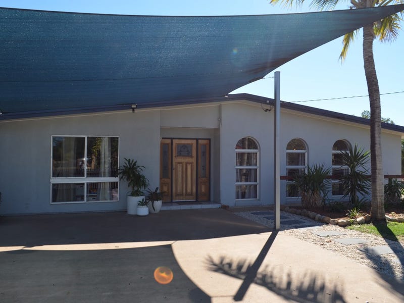 10 Andrews Road, Emerald, QLD 4720