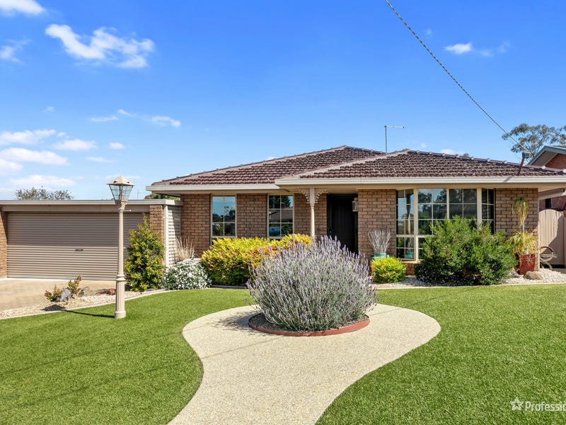 4 Ironbark Drive Maryborough Vic 3465