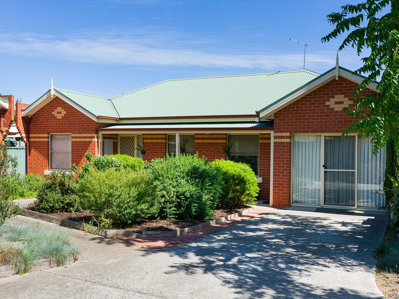 2/268 Barker Street, Castlemaine, Vic 3450 Property Details