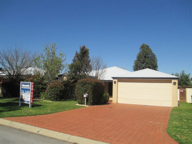11 Lambertia Cres, High WA 6057