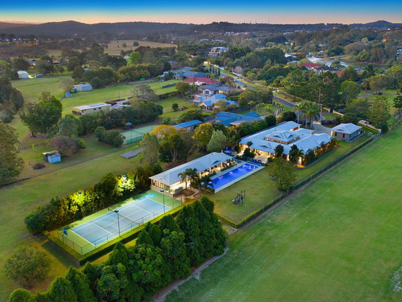 23 Maryland Avenue, Carrara, Qld 4211 Property Details