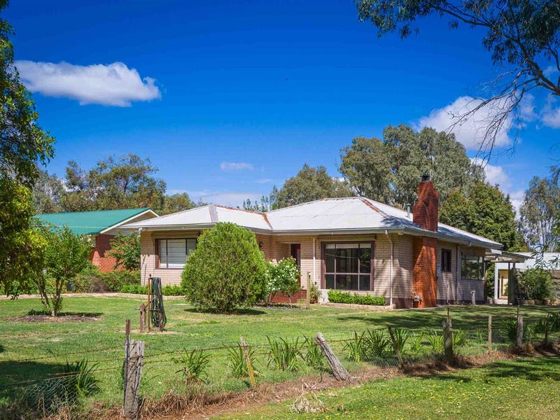 44 Creek Drive Euroa Vic 3666 Realestate Com Au