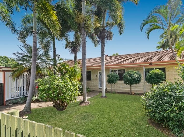 9 Constance Drive, Kelso, QLD 4815