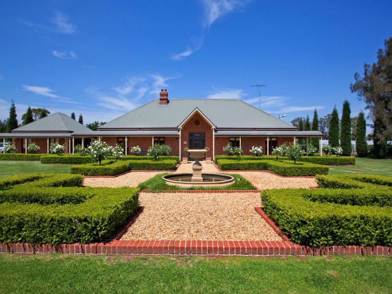 3240 Lincoln Road, Cecil Park, NSW 2178