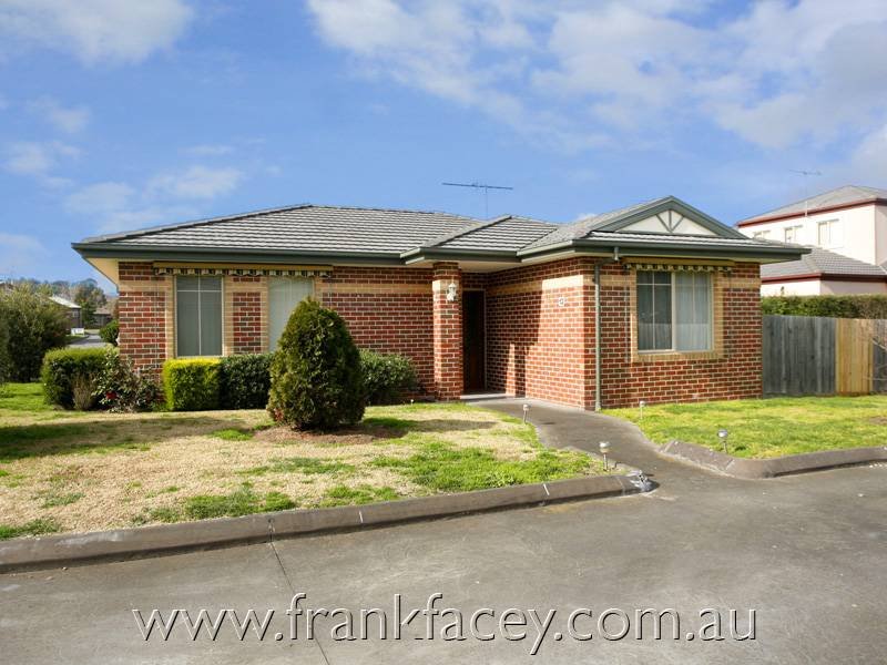 13/2125 Parkhill Drive, Berwick, VIC 3806