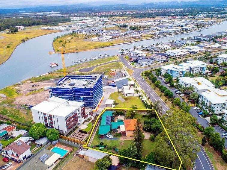 111 Sheehan Avenue, Hope Island, QLD 4212