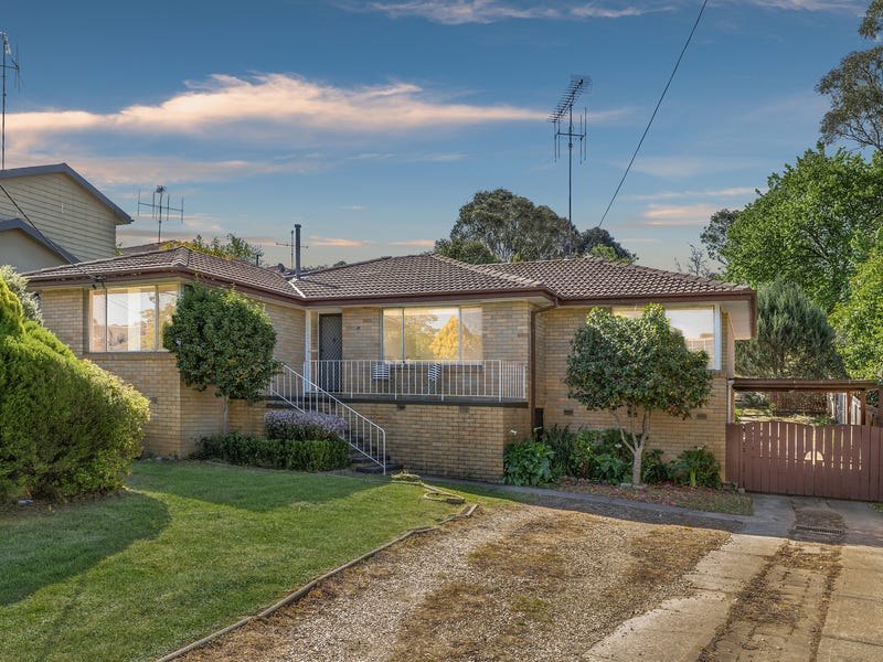 39 Early Street, Queanbeyan, NSW 2620 Property Details