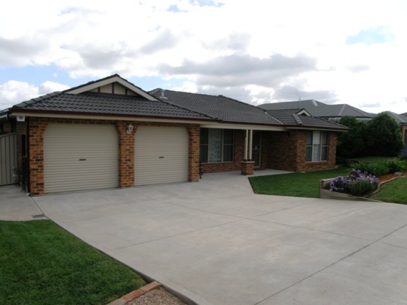 29 Rosemont Avenue, Kelso, NSW 2795 Property Details