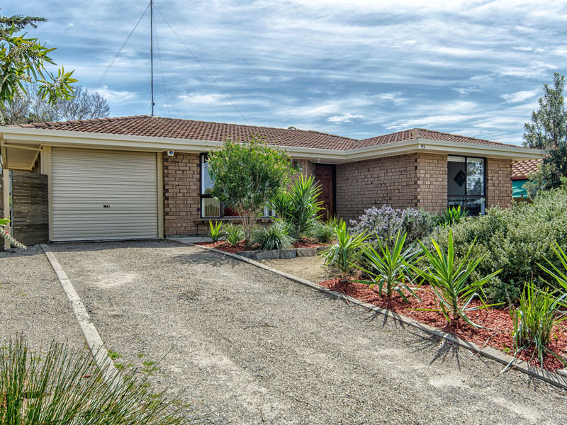 93 Mentone Rd, Hayborough, SA 5211 Property Details