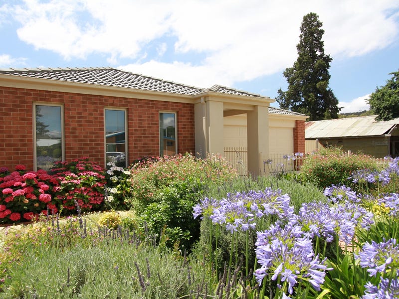 6 Herriot Street, Heathcote, VIC 3523