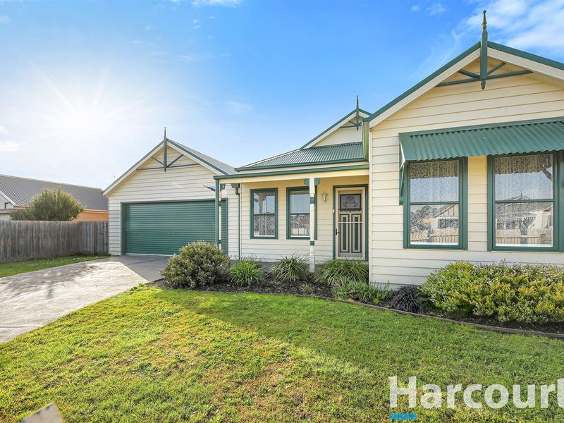 90 Cook Street, Drouin, Vic 3818 Property Details