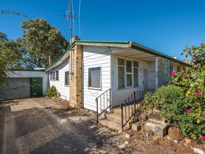 3 Sturt Street, Vic 3444 Property Details