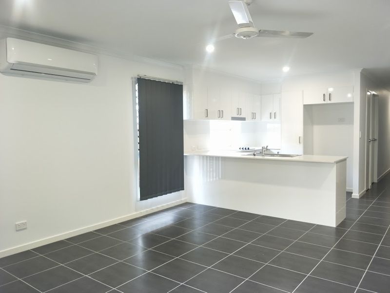 1/23 Daintree Court, Park Ridge, QLD 4125