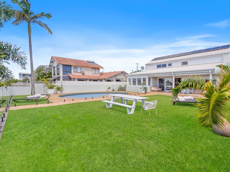 164 Mallawa Drive, Palm Beach, QLD 4221