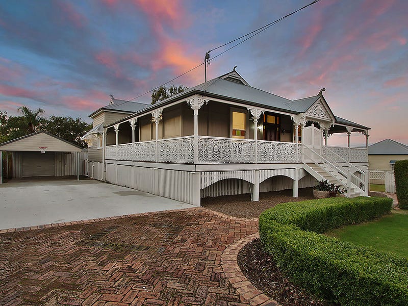 16 Hill Street, North Ipswich, QLD 4305