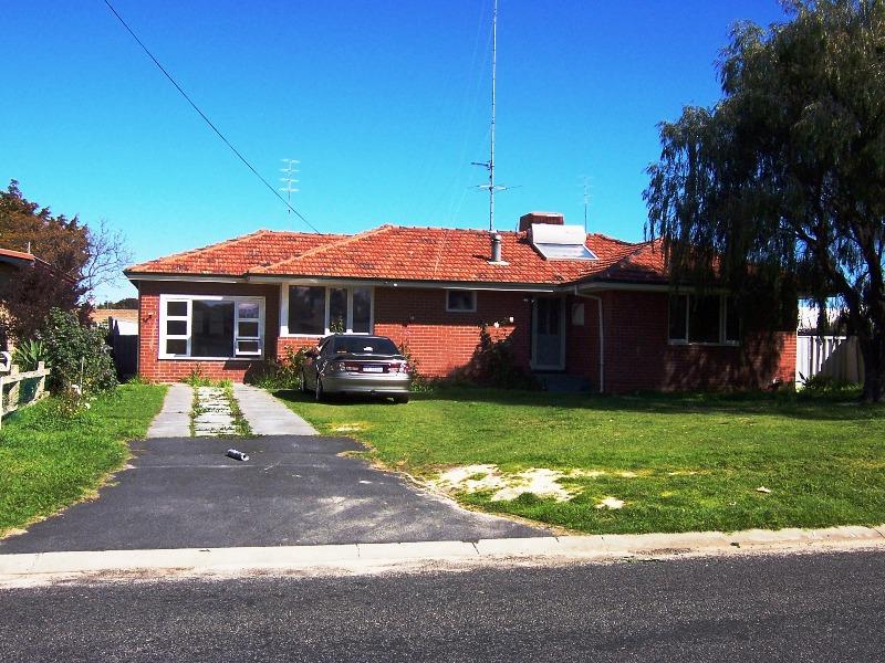 15 Cambridge Crescent, Bunbury, WA 6230 Property Details